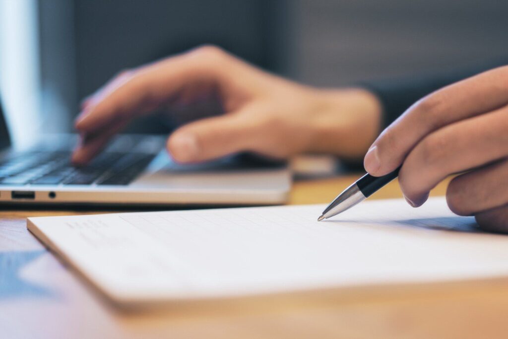 Creating Highly Engaging Customized Professional Website Designs